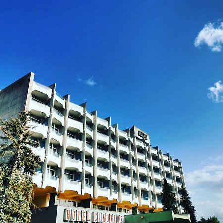 Hotel Claudius โซมบ็อตเฮย์ ภายนอก รูปภาพ
